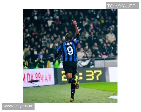 8月30日出生的足球传奇球员及其精彩人生与职业生涯回顾