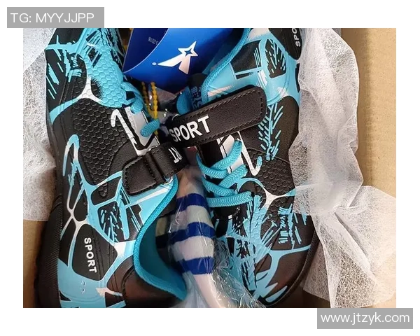 各大足球球星穿鞋码揭秘 如何选择适合自己的足球鞋尺码 各大足球球星穿鞋码揭秘 如何选择适合自己的足球鞋尺码